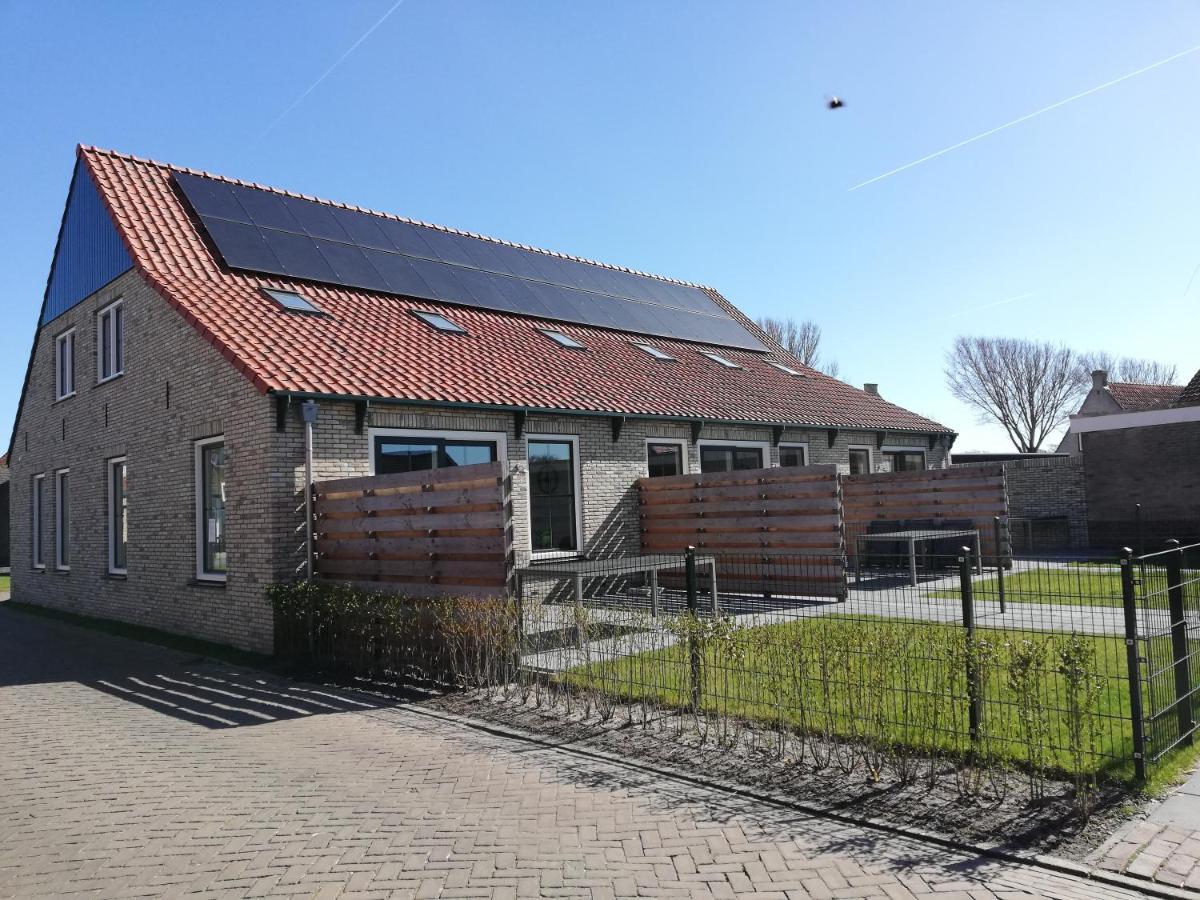 Hooivak Appartement Hollum  Buitenkant foto