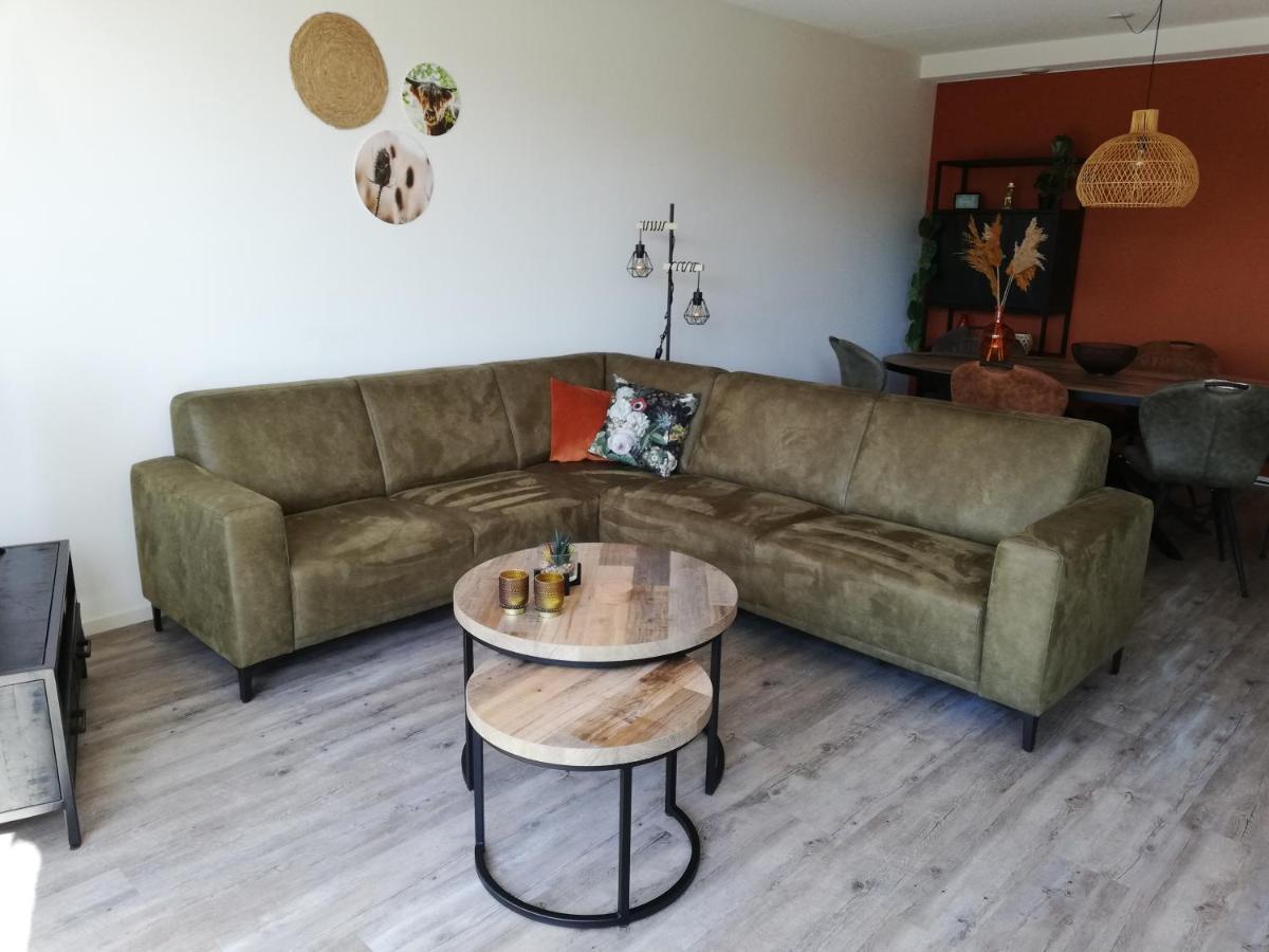 Hooivak Appartement Hollum  Buitenkant foto