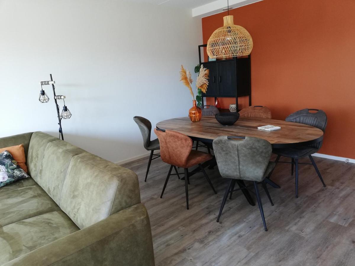 Hooivak Appartement Hollum  Buitenkant foto